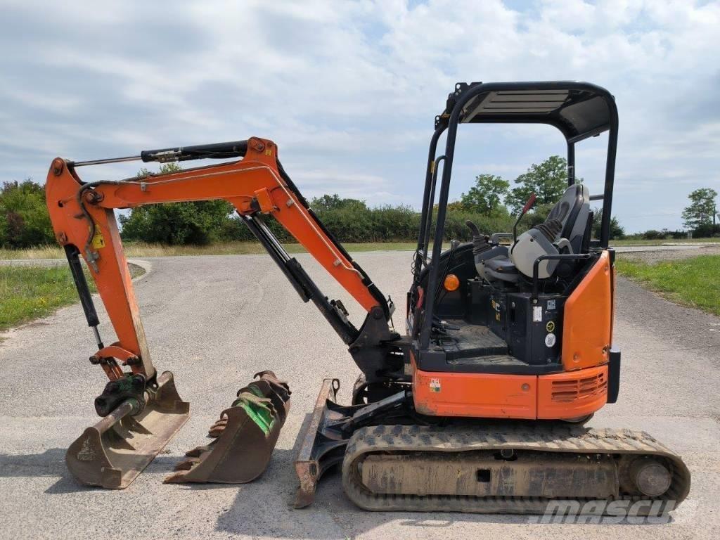 Hitachi ZX 26 U-5A Minigravemaskiner