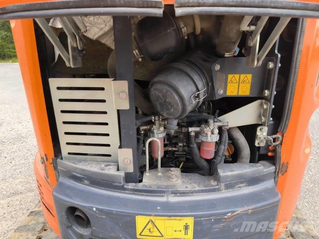 Hitachi ZX 26 U-5A Minigravemaskiner