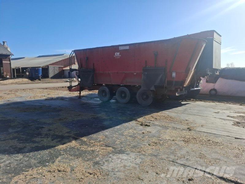 JF FEEDER VM 38 Fodringsinventar