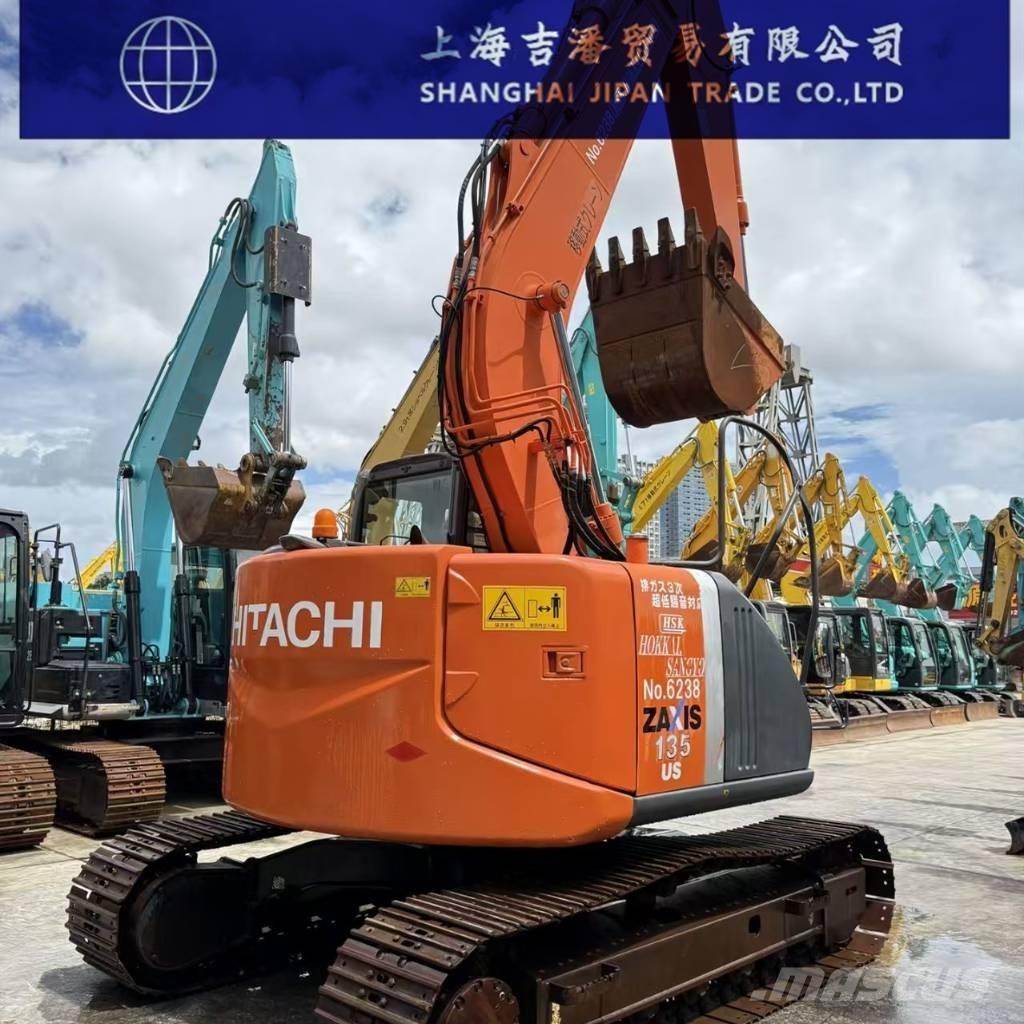 Hitachi ZX 135 Gravemaskiner på larvebånd