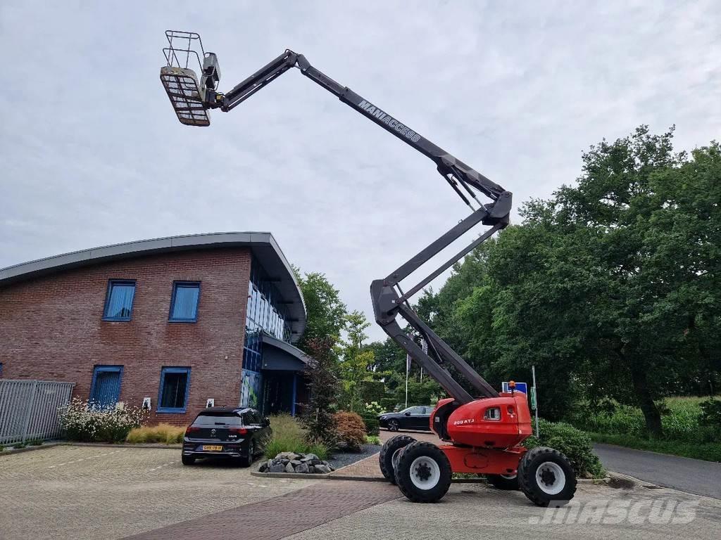 Manitou 200 ATJ Bomlifte med knækarm