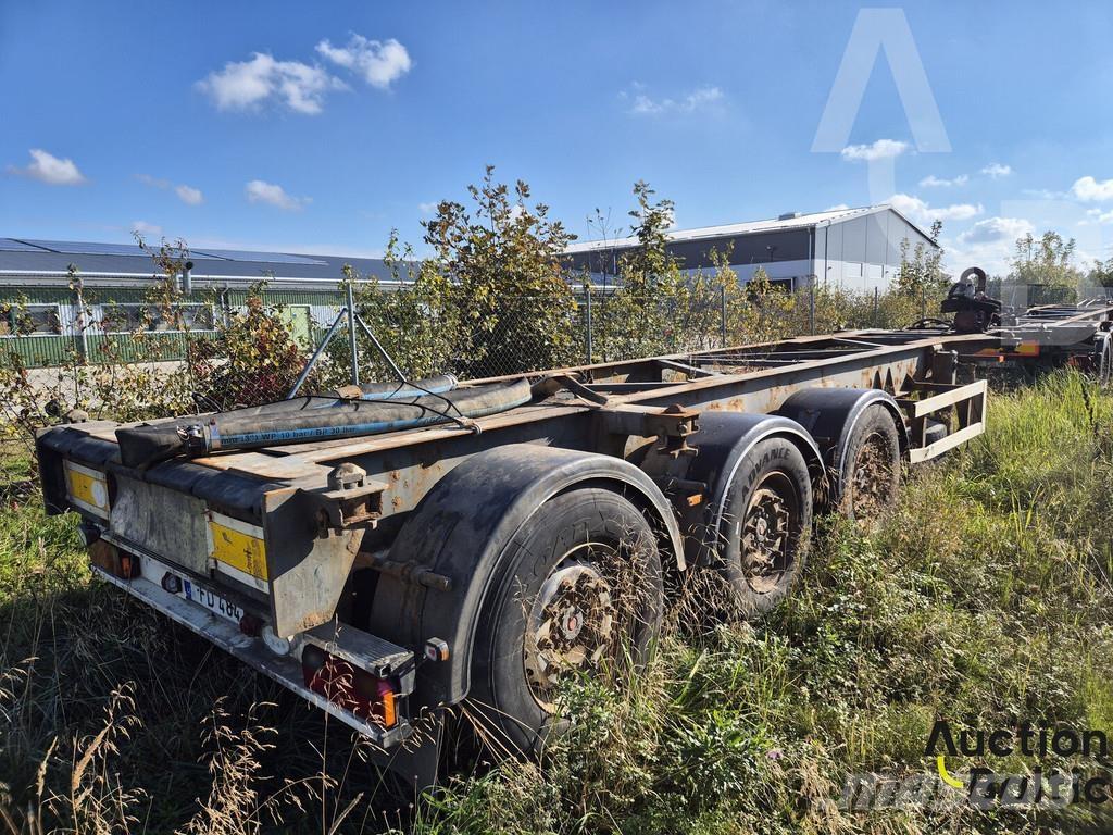 Renders N3ST31L Semi-trailer med Gardinsider