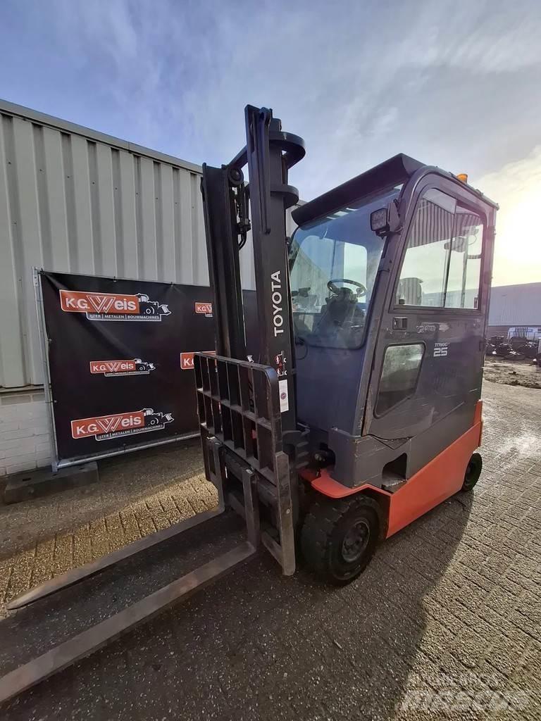 Toyota 8FBMT25 Gaffeltrucks - andre
