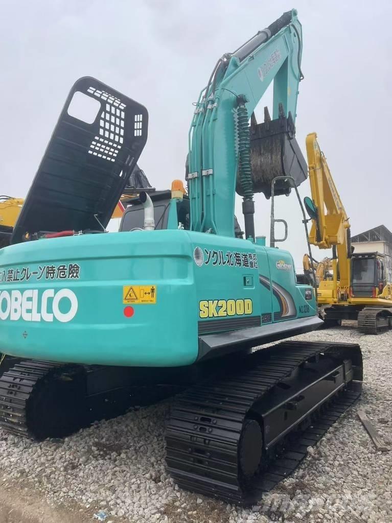 Kobelco 200 Gravemaskiner på larvebånd