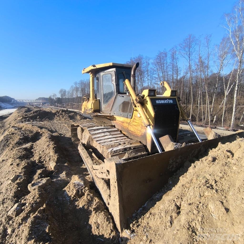 Komatsu D 65 PX-15 Bulldozer på larvebånd