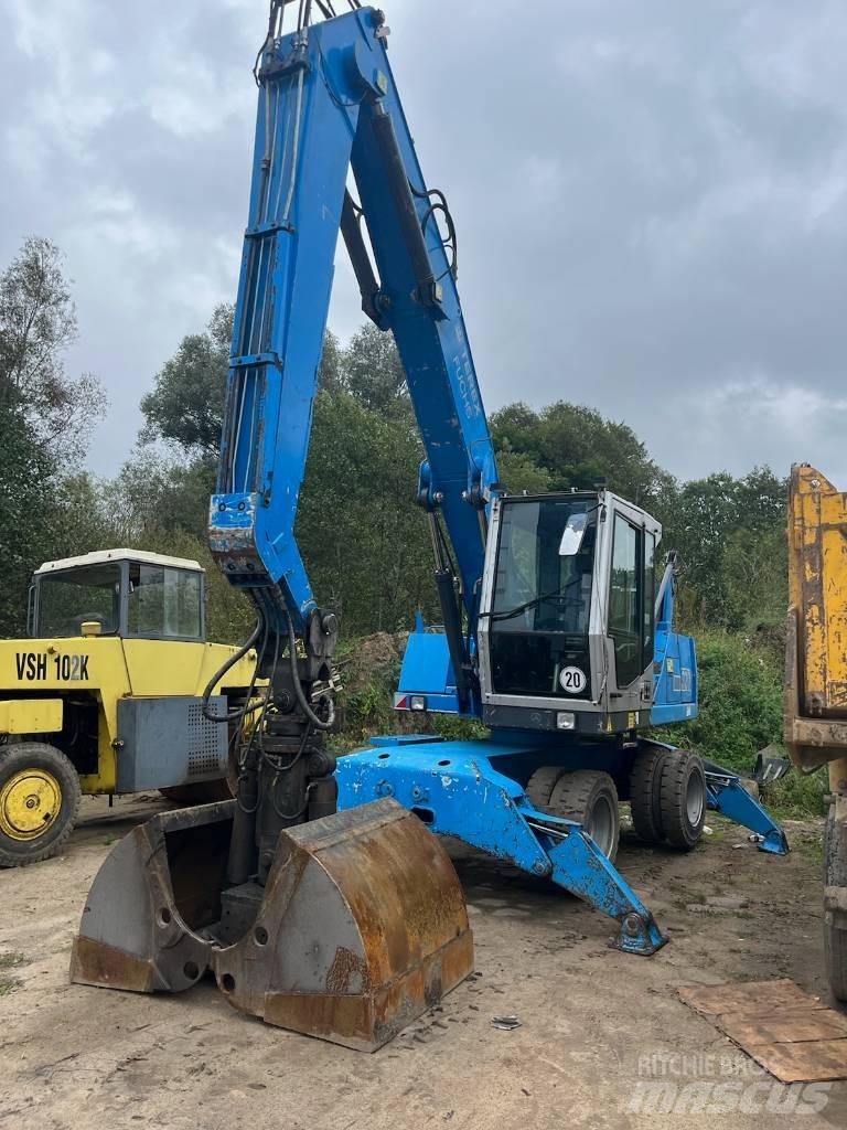 Fuchs MHL 320 Gravemaskiner på hjul
