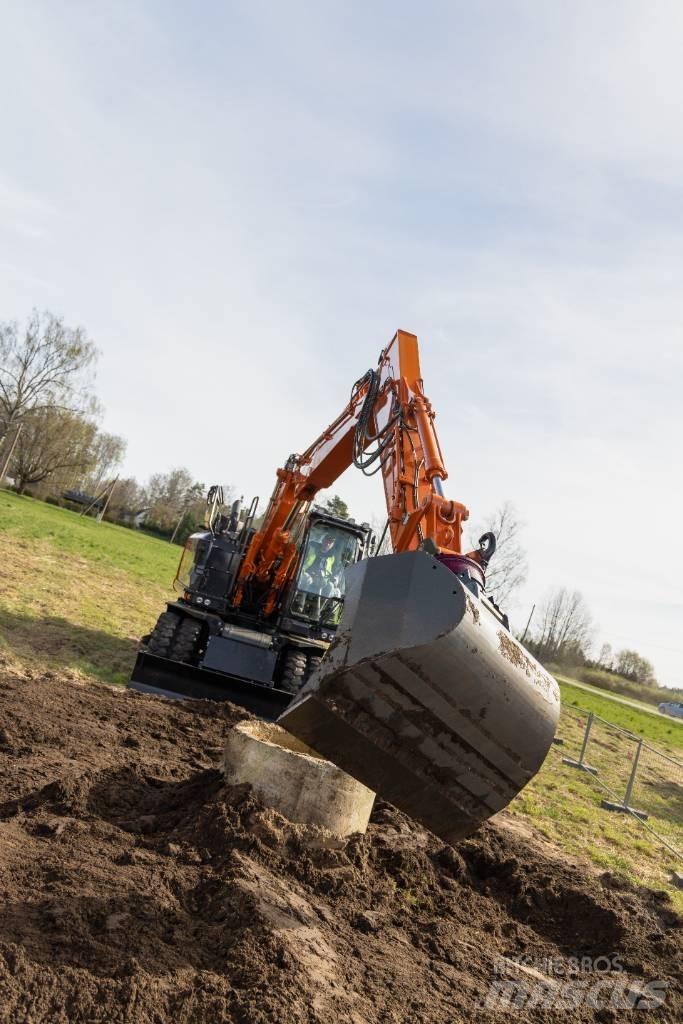 Hitachi ZX 150 W-7 Gravemaskiner på hjul
