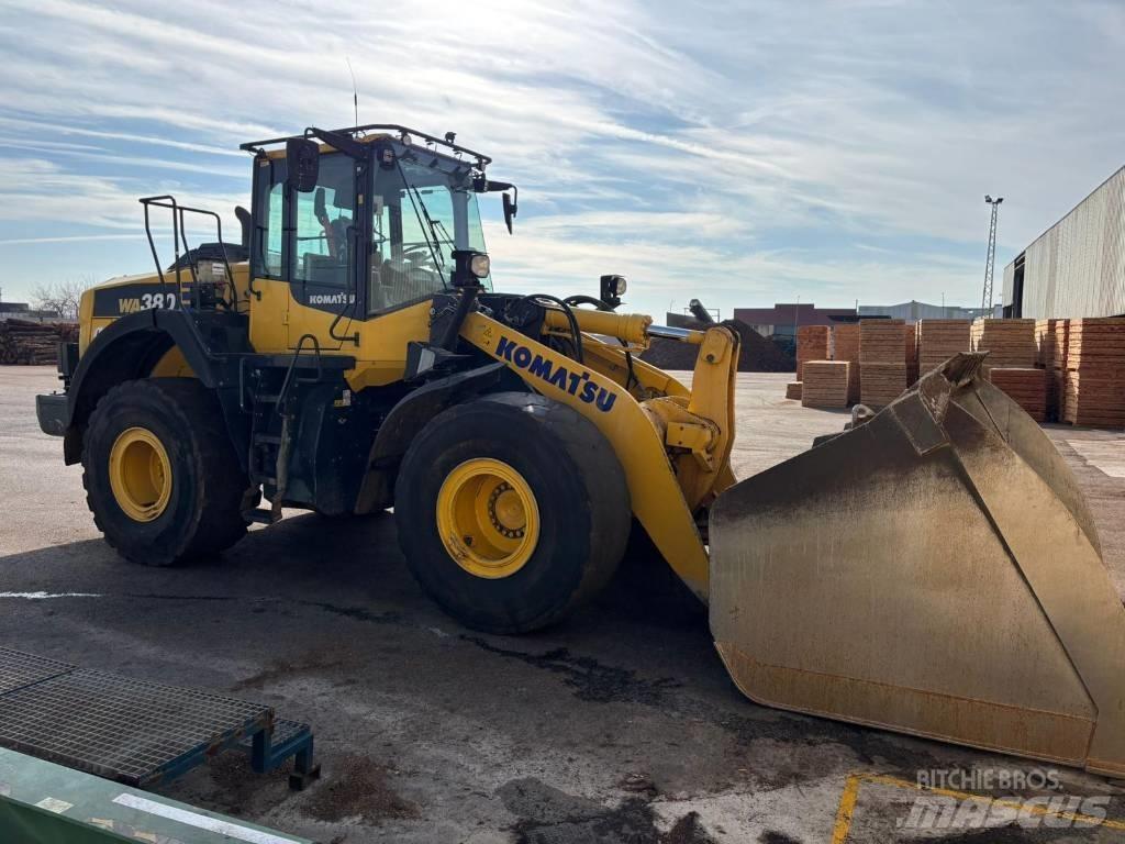 Komatsu WA 380-8 Læssemaskiner på hjul