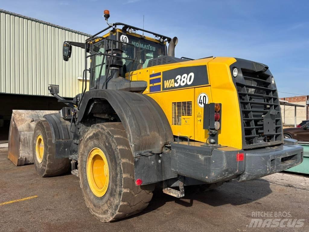 Komatsu WA 380-8 Læssemaskiner på hjul