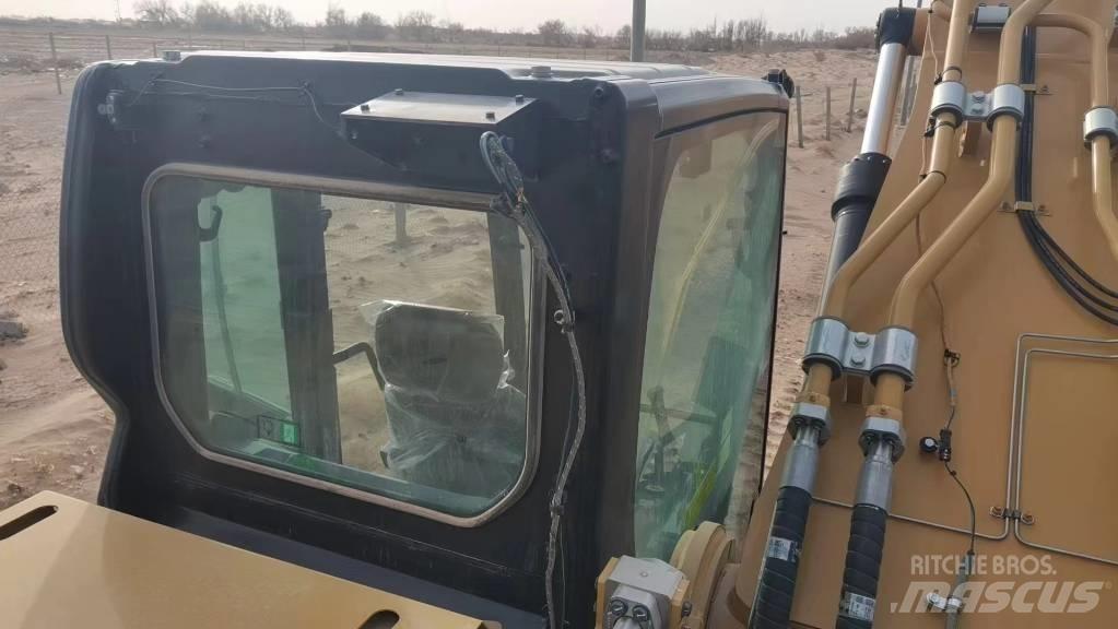 CAT 2022 CAT 350 Gravemaskiner på hjul