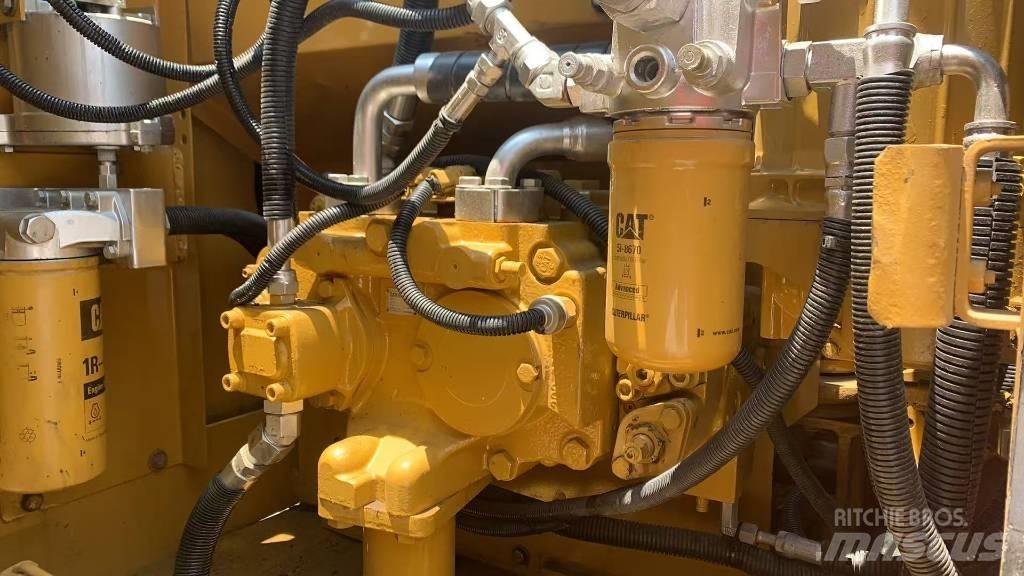 CAT 320 Gravemaskiner på larvebånd