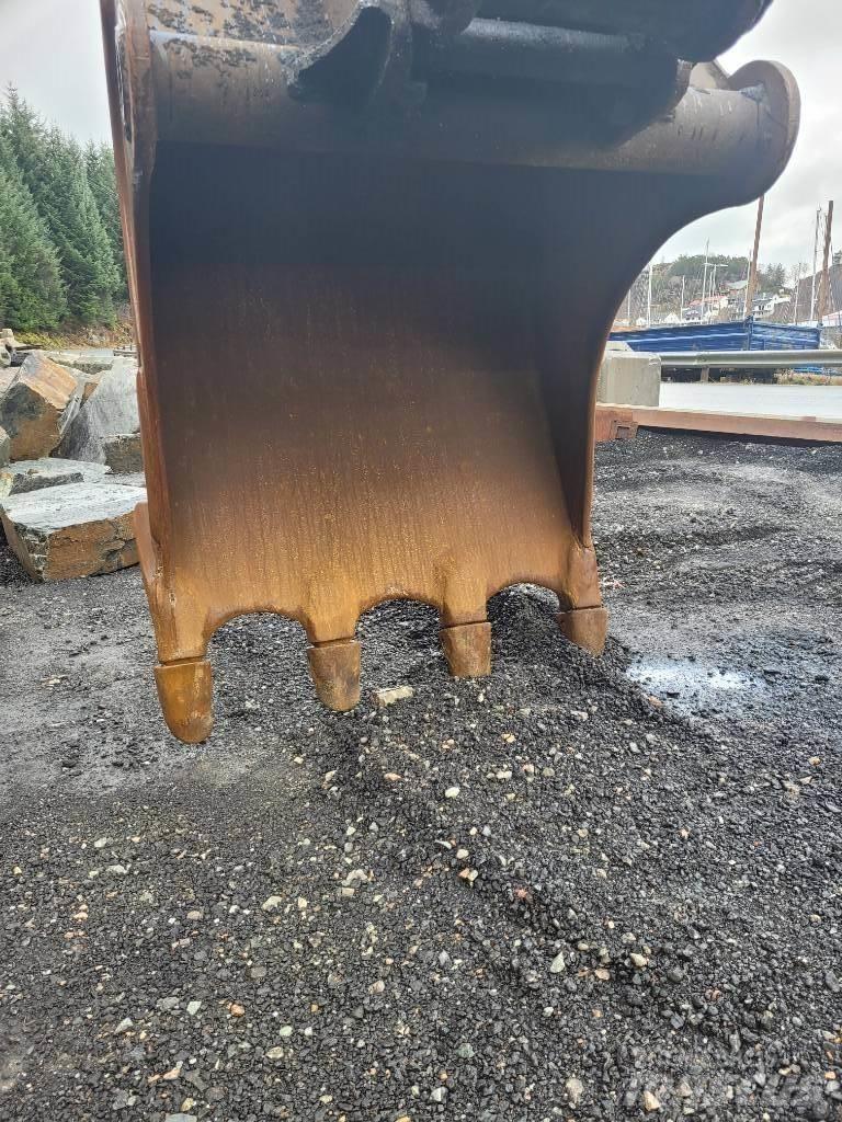 Volvo EC 240 Gravemaskiner på larvebånd