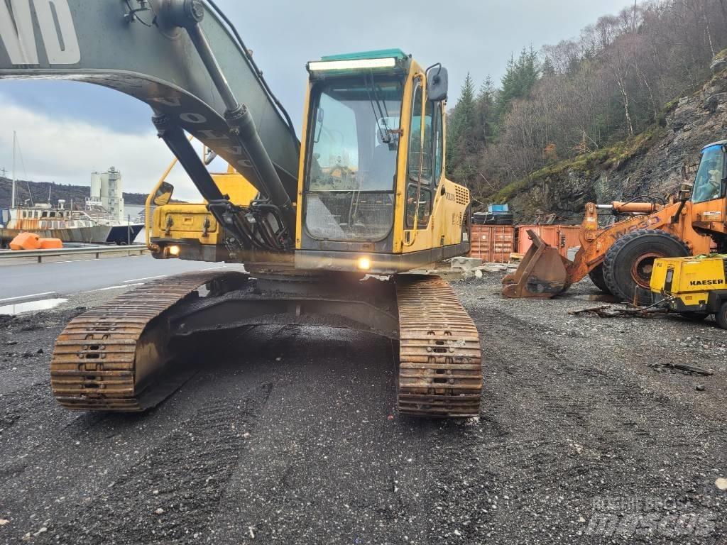 Volvo EC 240 Gravemaskiner på larvebånd