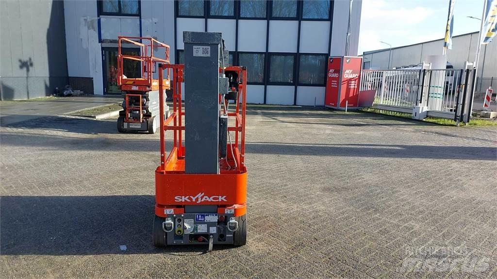 SkyJack SJ16 Andre lifte og platforme