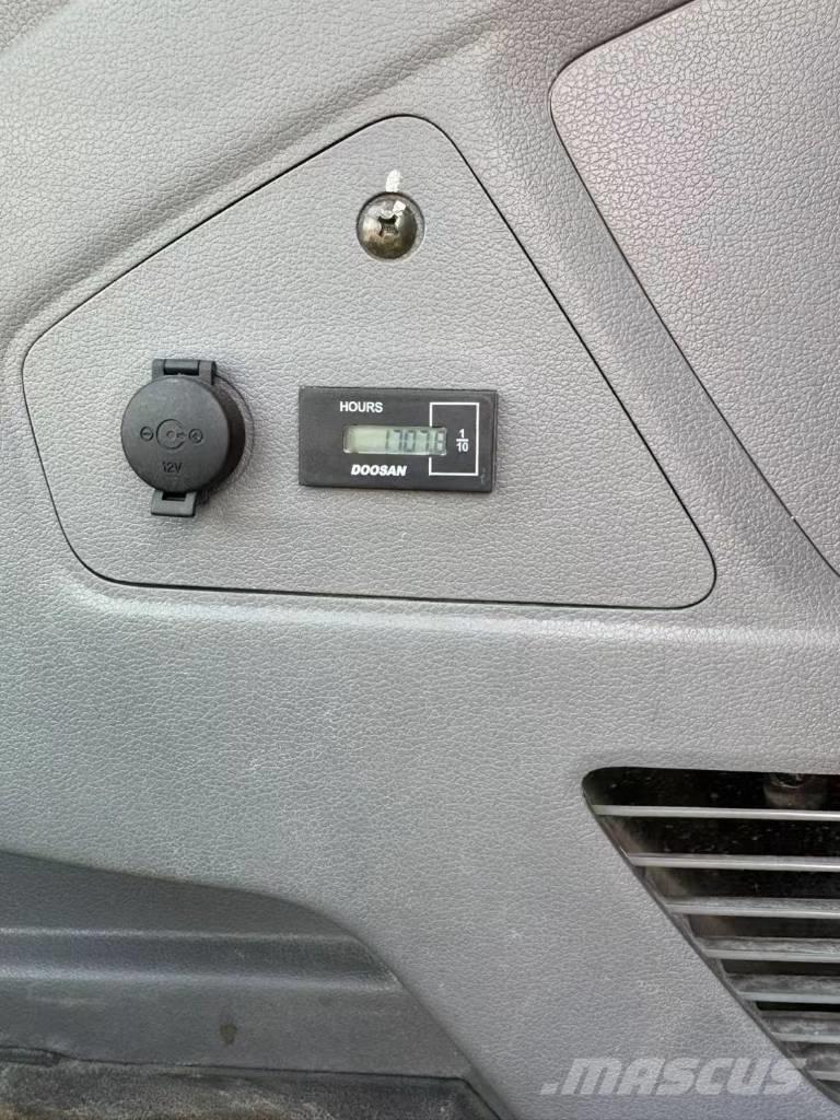 Doosan DX 60 Minigravemaskiner