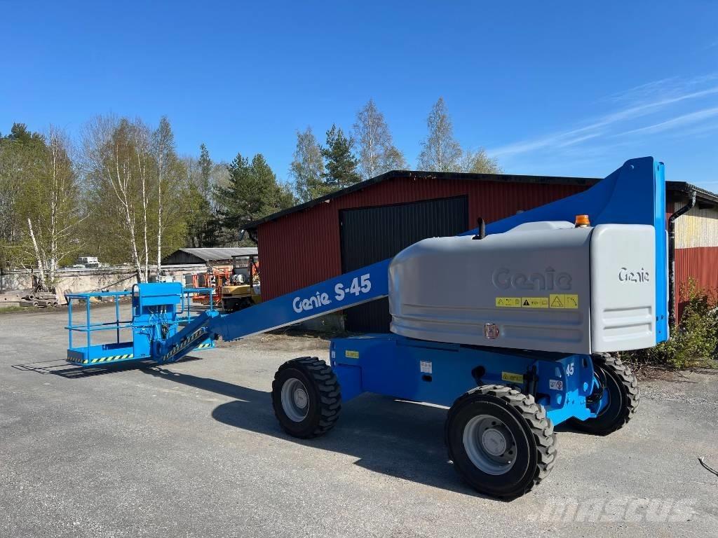 Genie S 45 Bomlifte med knækarm