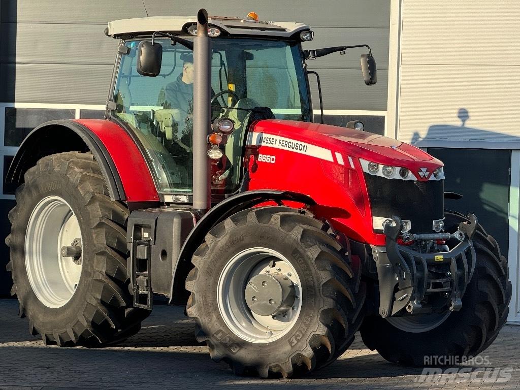 Massey Ferguson 8660 Traktorer