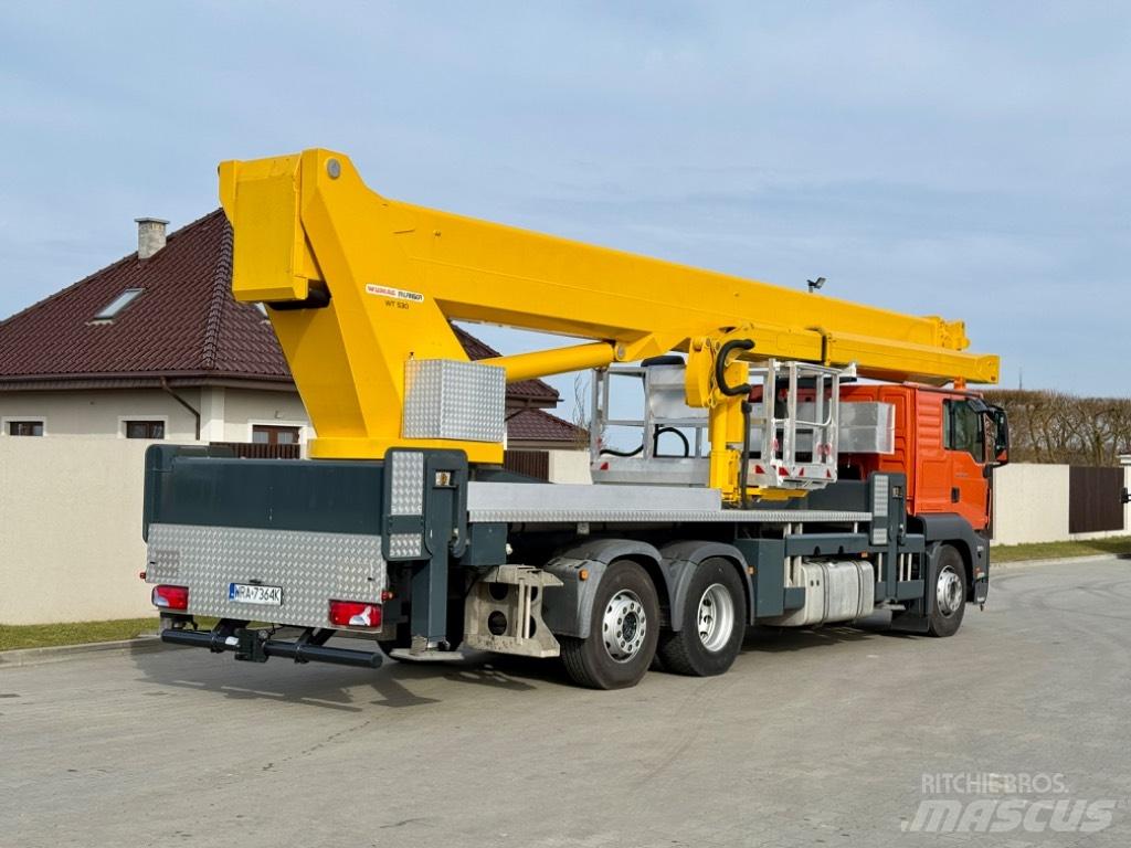 Wumag WT 530 Lastbilmonterede lifte