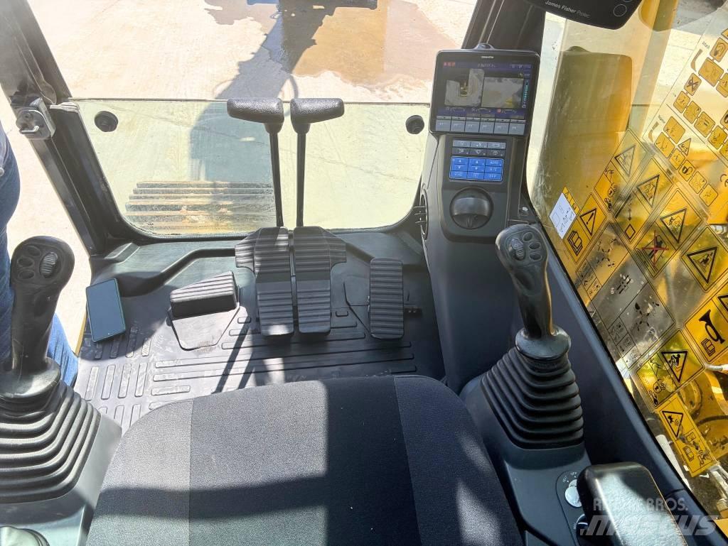 Komatsu PC290LC-11E0 Gravemaskiner på larvebånd