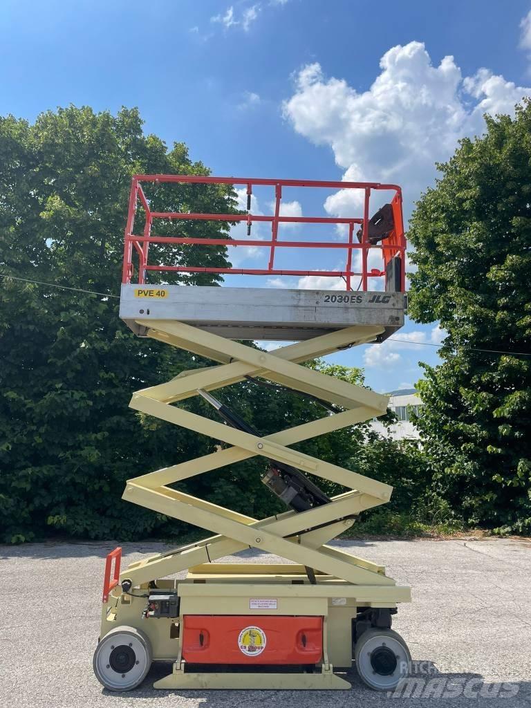 JLG 2030 ES Saxlifte