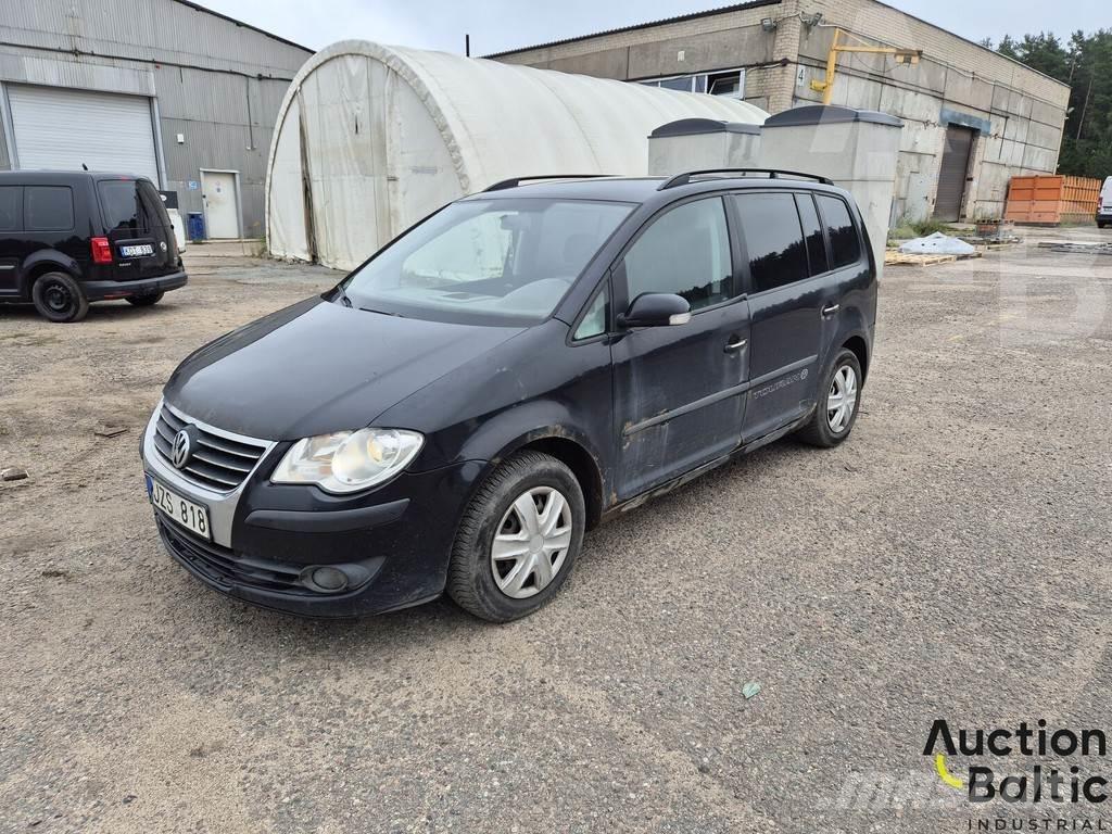Volkswagen Touran Biler
