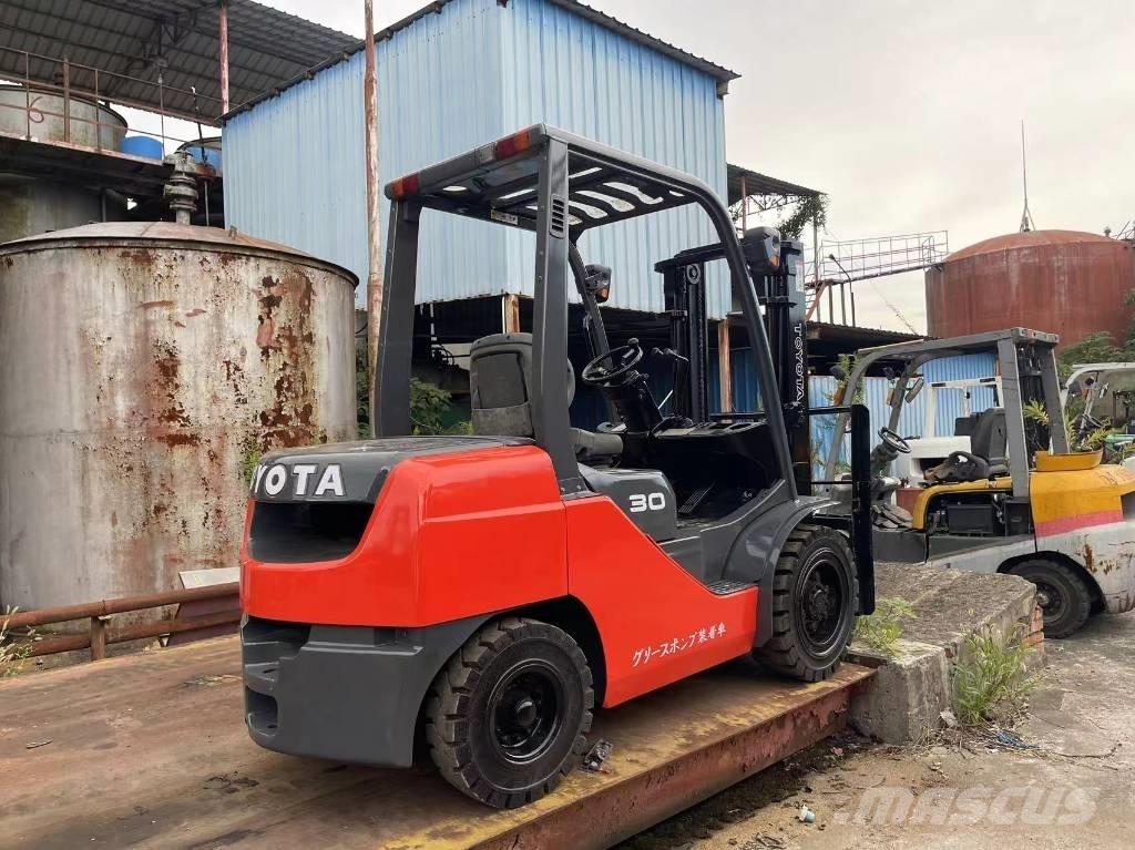 Toyota FD 30 Diesel gaffeltrucks