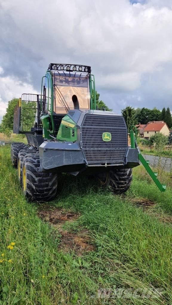John Deere 1010G Udkørselsmaskiner