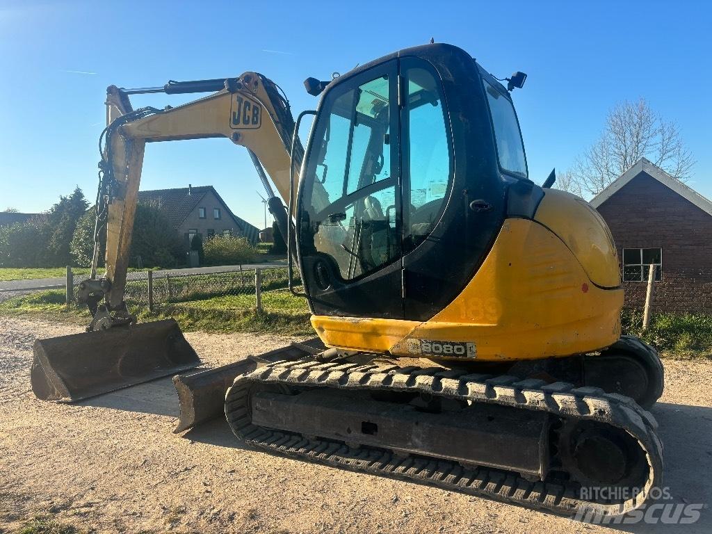 JCB 8080 Midi-gravemaskiner 7t - 12t