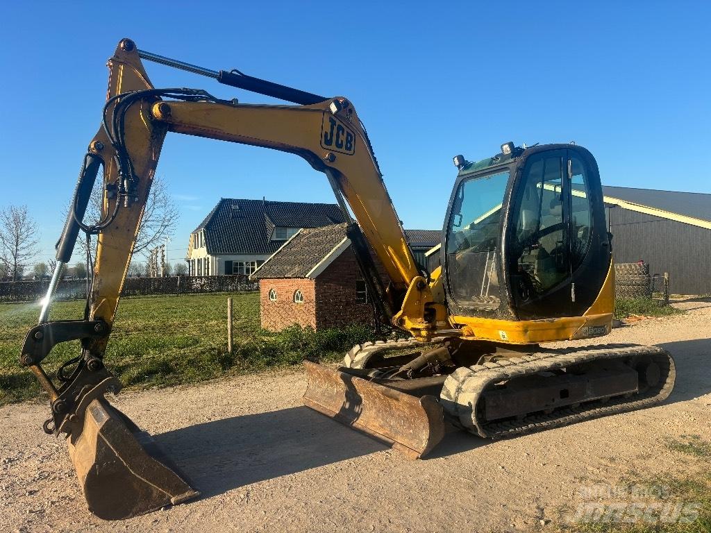 JCB 8080 Midi-gravemaskiner 7t - 12t