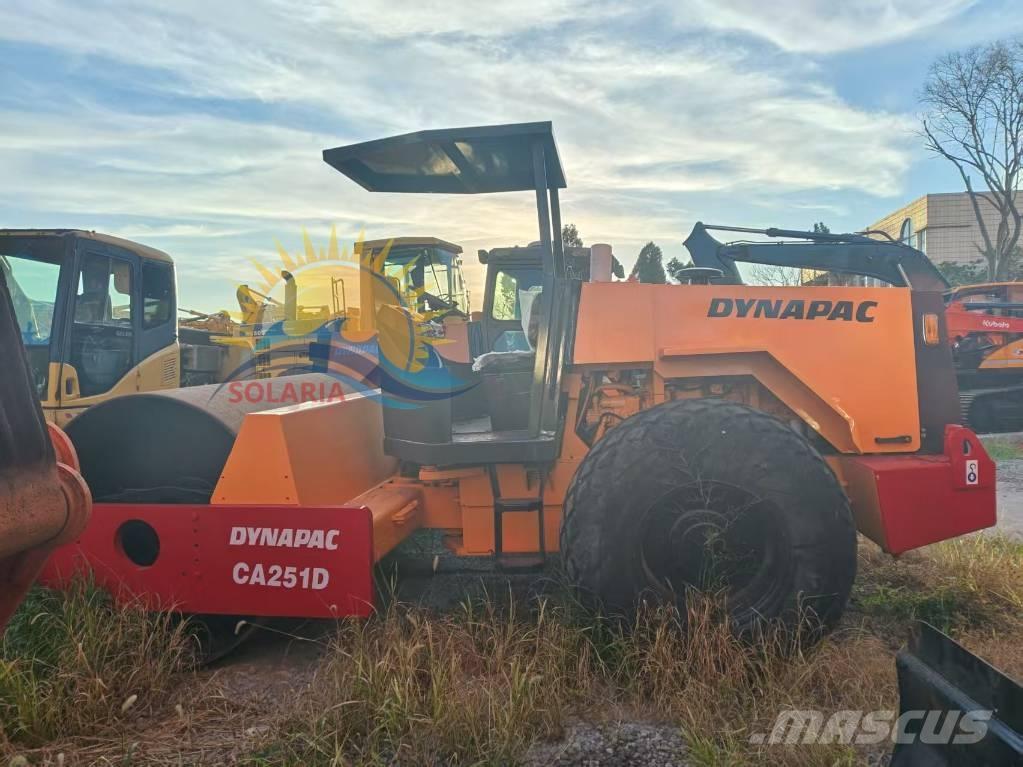 Dynapac CA 251 D Enkelt tromle