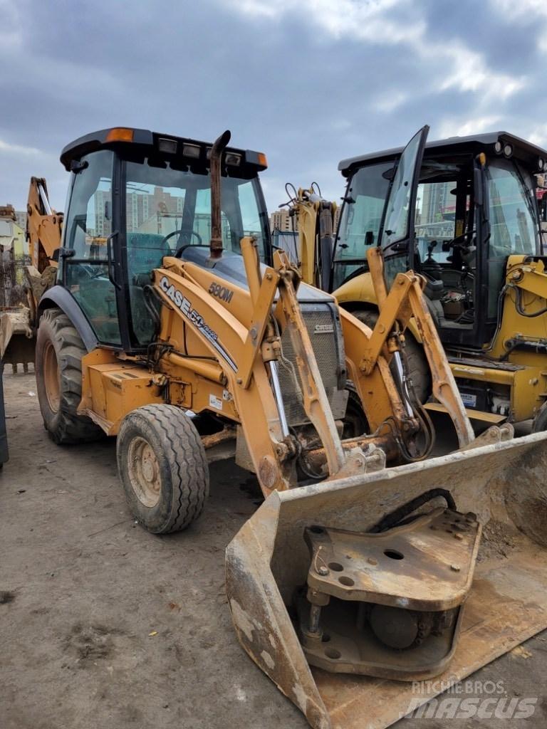 CASE 580 M Rendegravere