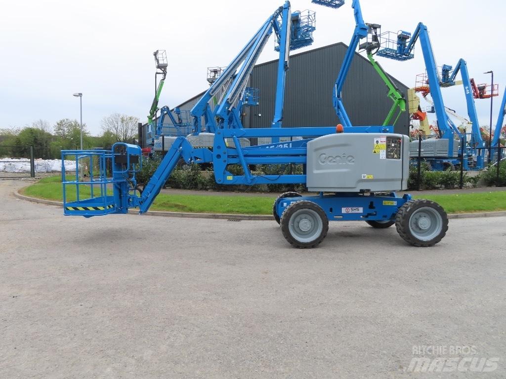 Genie Z 45/25 J Bomlifte med knækarm