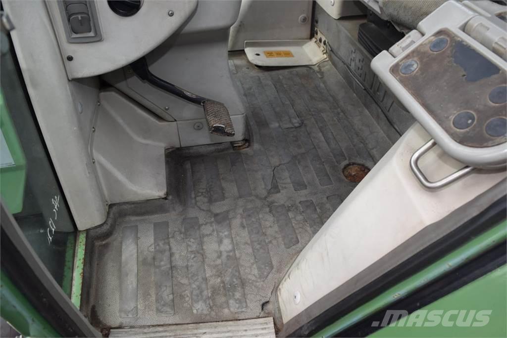 Fendt 712 Vario Traktorer