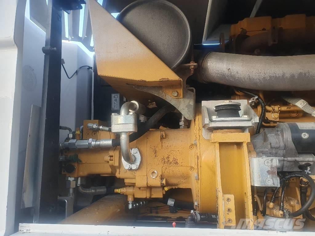 CAT M 316 D Gravemaskiner på hjul
