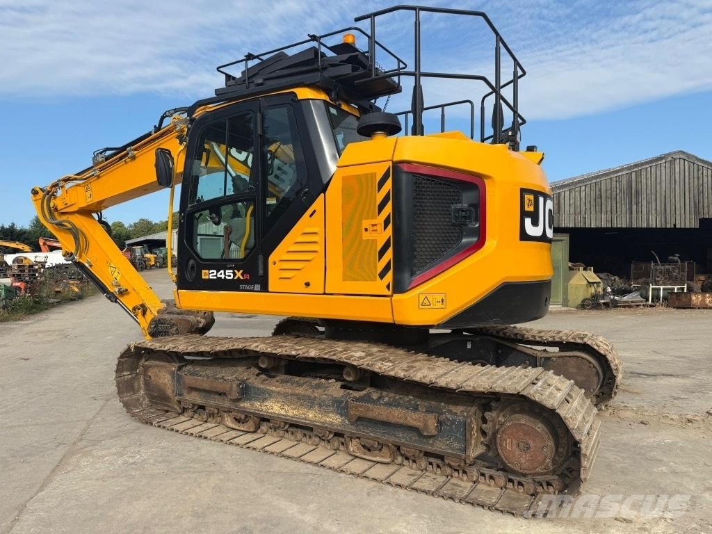 JCB 245 XLR Gravemaskiner på larvebånd