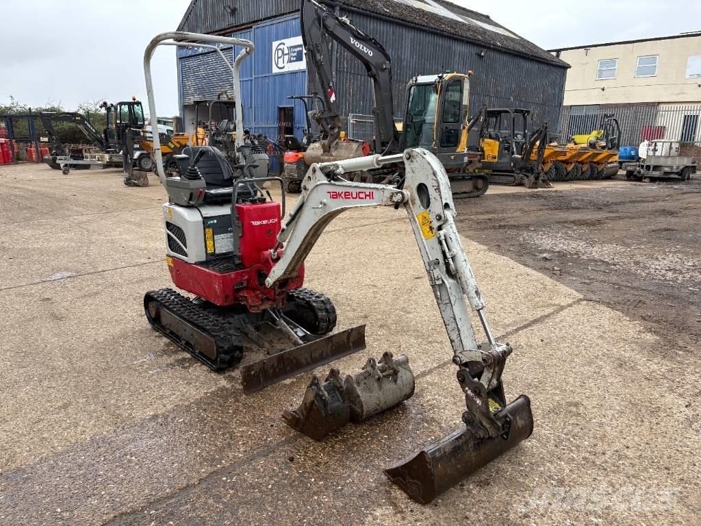 Takeuchi TB 210 R Minigravemaskiner