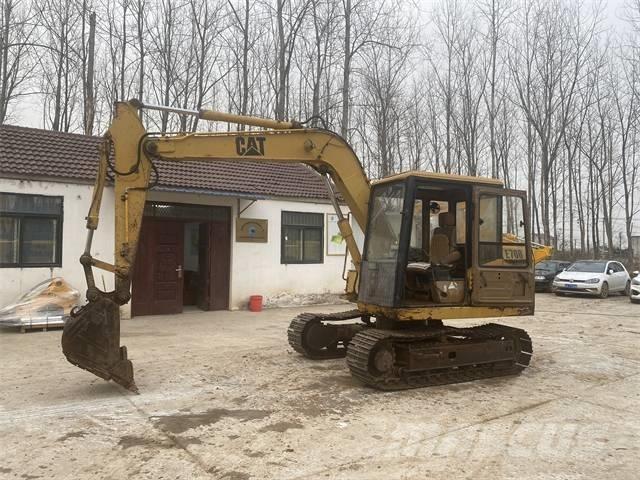 CAT E70B Gravemaskiner på larvebånd
