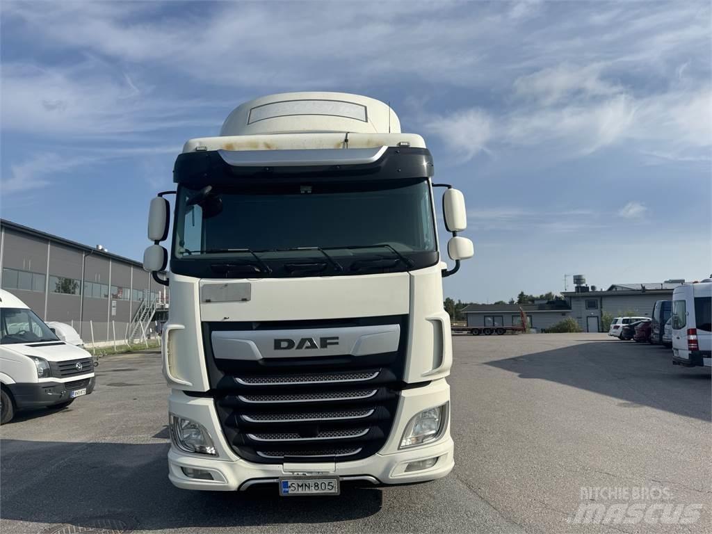 DAF XF 530 FAR Chassis