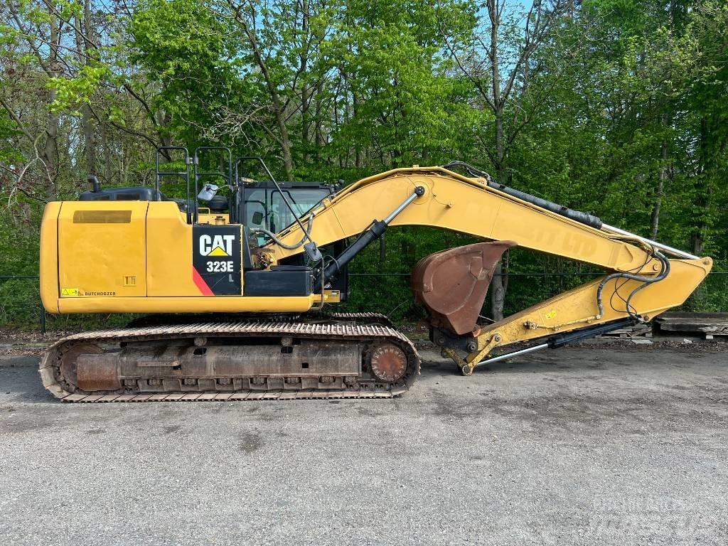 CAT 323 E Gravemaskiner på larvebånd