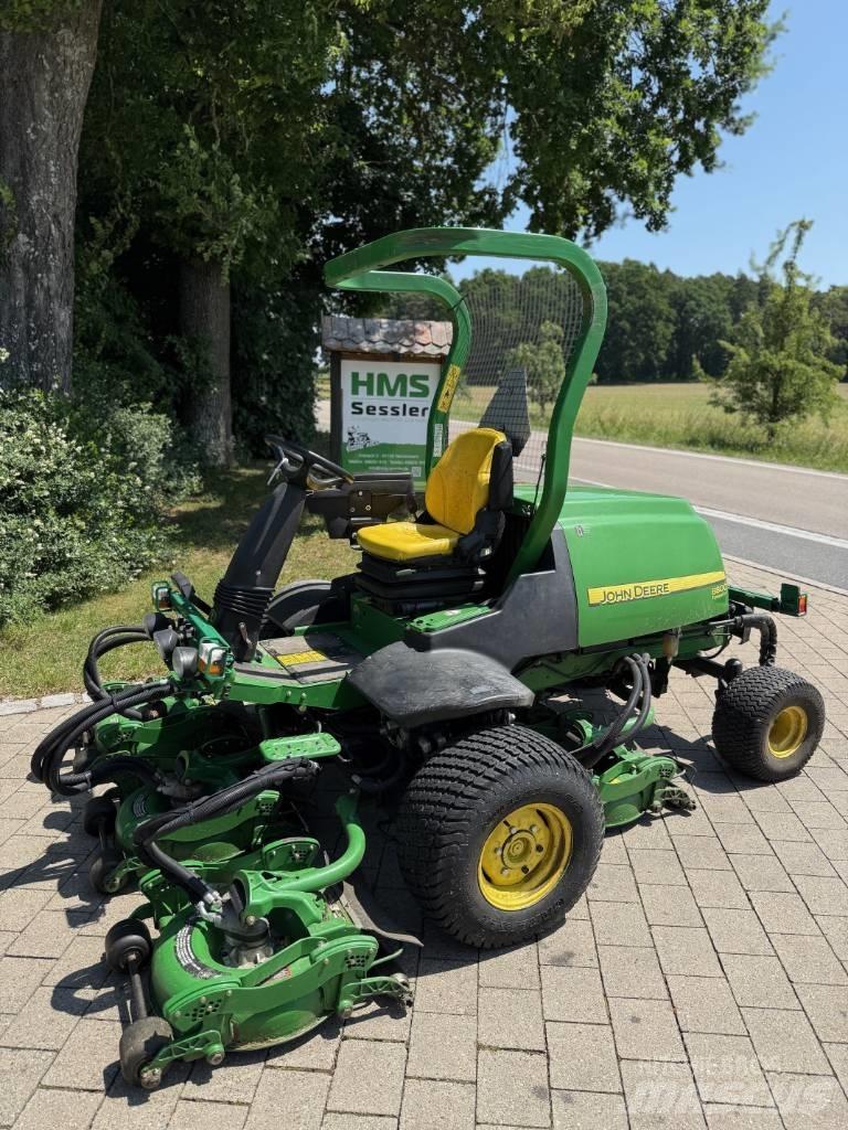 John Deere 8800 Traktorklippere