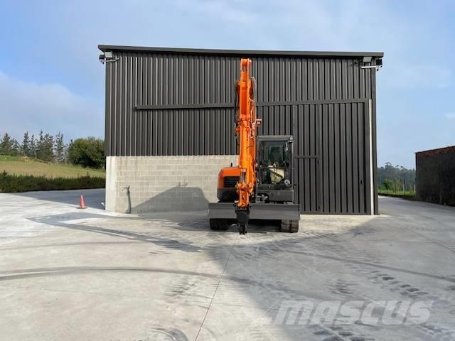 Doosan 85 Midi-gravemaskiner 7t - 12t