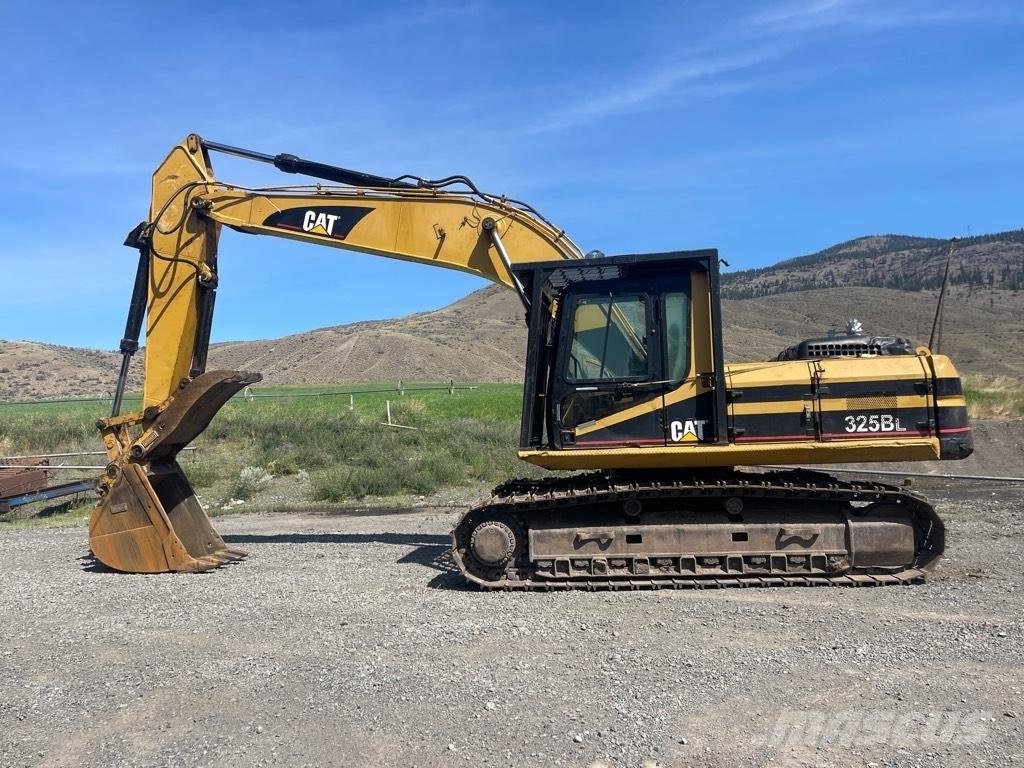 CAT 325 B L Gravemaskiner på larvebånd