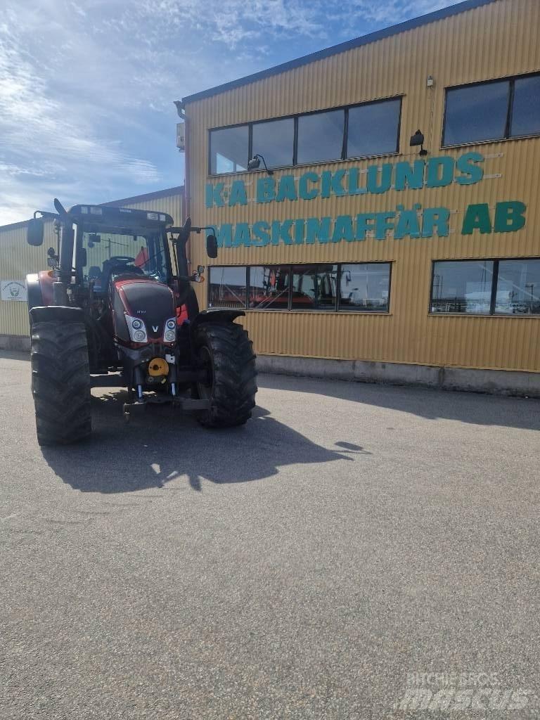 Valtra N143 Traktorer