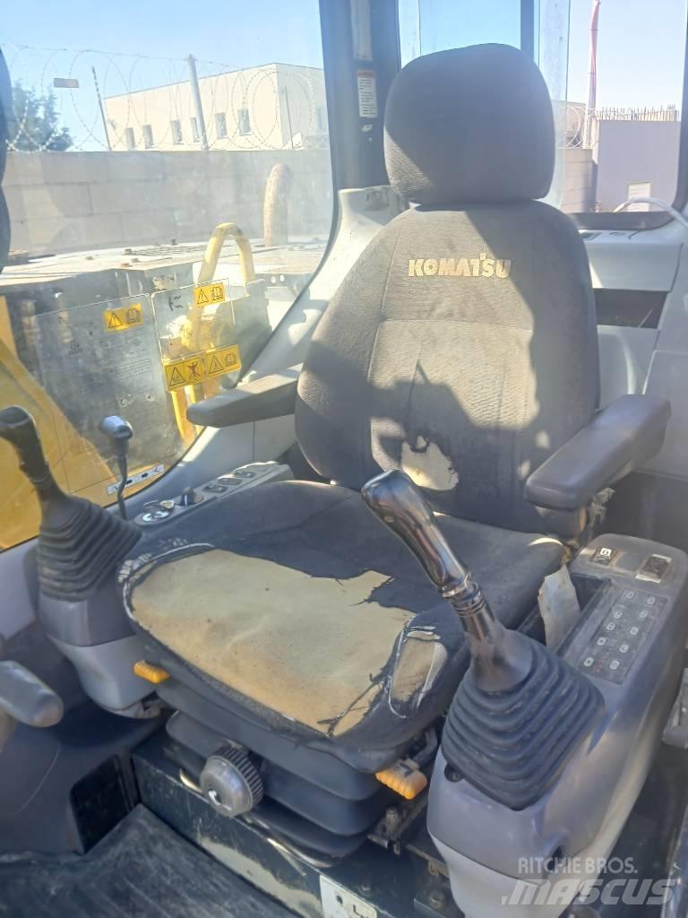 Komatsu PC 128 US Gravemaskiner på larvebånd