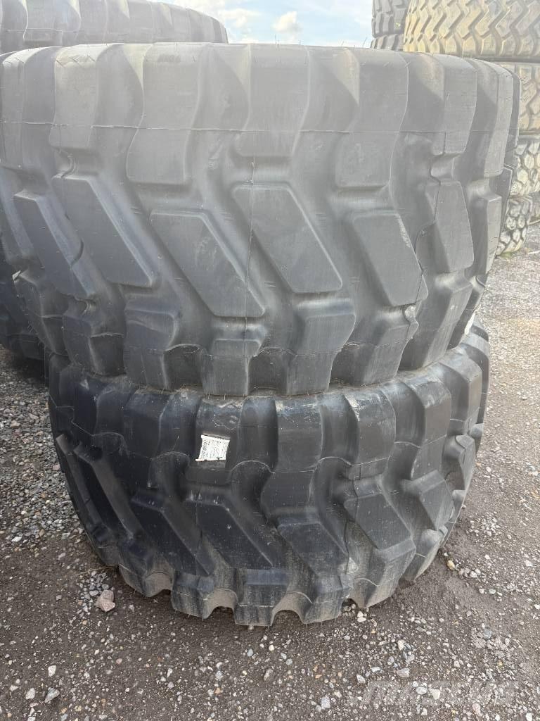 Goodyear 750/65R25 Dæk, hjul og fælge