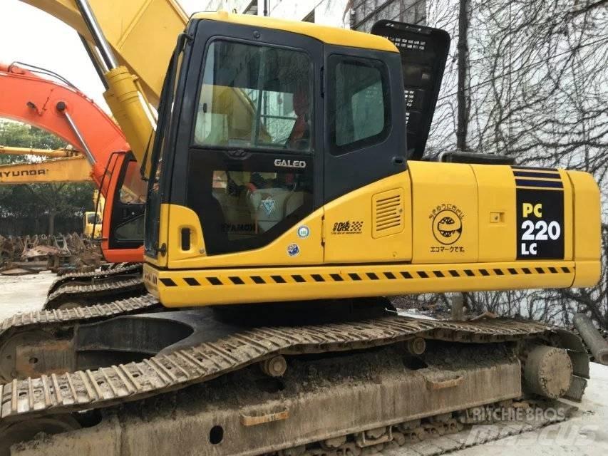 Komatsu PC 220-7 Gravemaskiner på larvebånd
