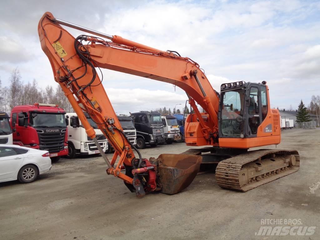 Doosan 235 LCR Gravemaskiner på larvebånd