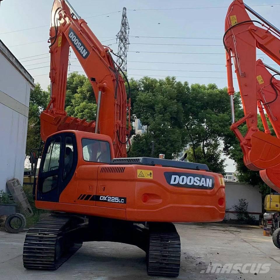 Doosan dx225 Gravemaskiner på larvebånd