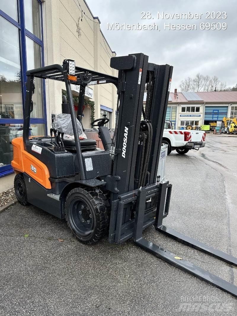 Doosan D30NXS Diesel gaffeltrucks