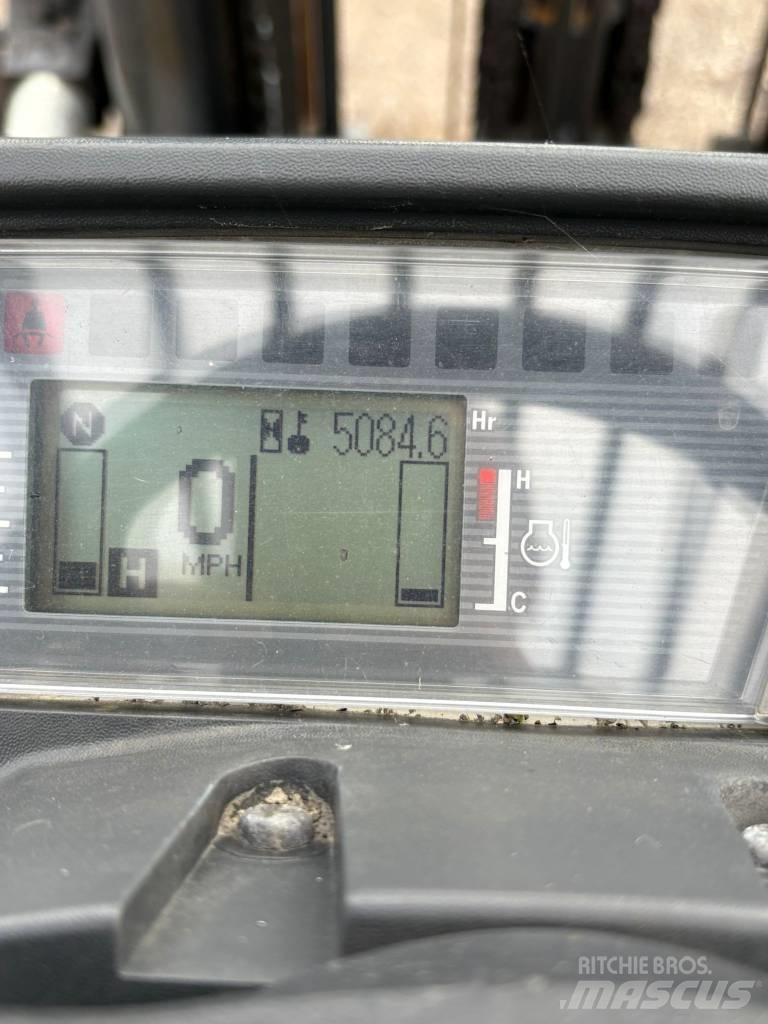 CAT DP40NT Diesel gaffeltrucks